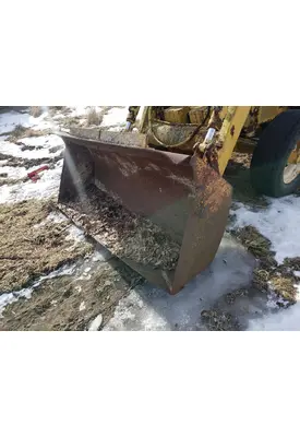International 2500B Equipment (Mounted)