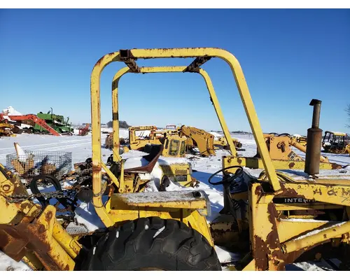International 2500B Equipment (Mounted)