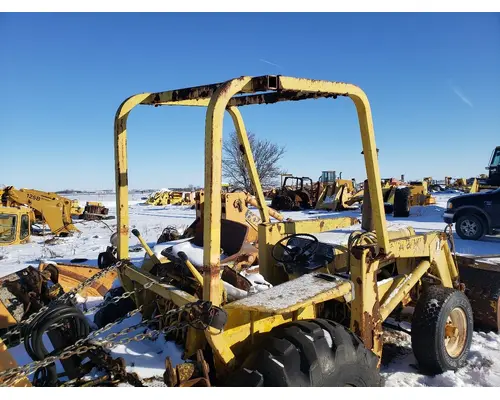 International 2500B Equipment (Mounted)