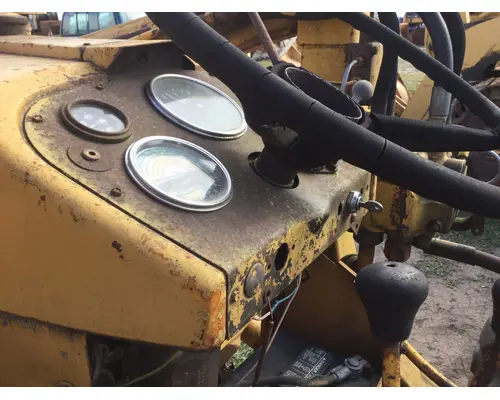 International 2504 Equip Body Misc. Parts