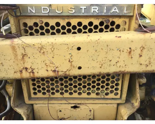 International 2504 Equip Grille