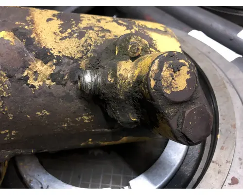 International 2504 Equip Hydraulic Cylinder