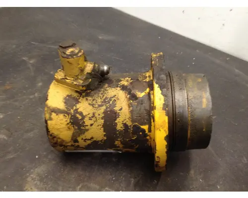 International 2504 Equip Hydraulic Cylinder