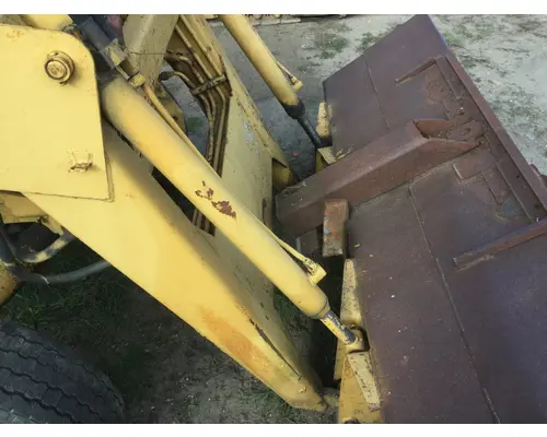 International 2504 Equip Loader Arm