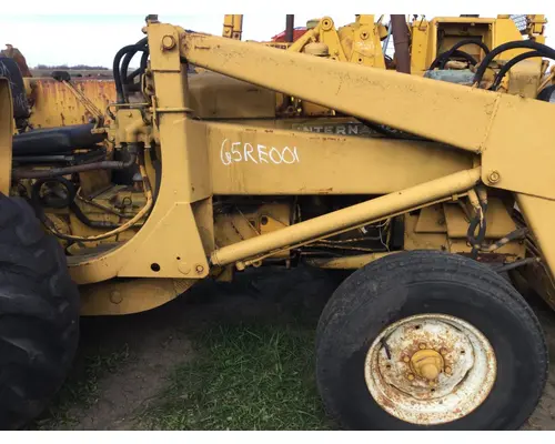 International 2504 Equip Loader Arm