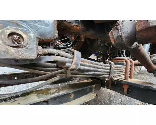 International 2574 Leaf Spring, Front