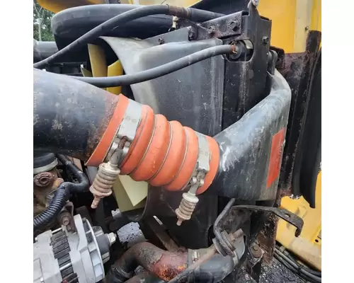 International 2574 Radiator
