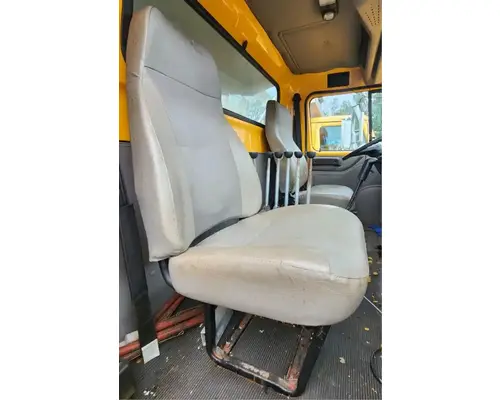 Seat, Front International 2574 Complete Recycling Group LLC