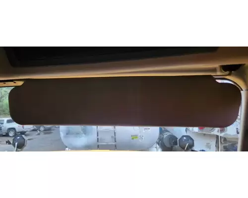International 2574 Sun Visor (External)