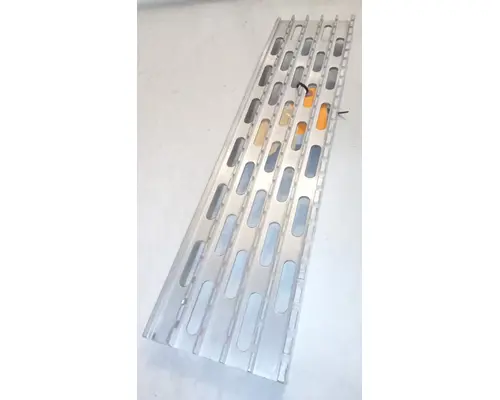 Step INTERNATIONAL 2575 Marshfield Transportation Products