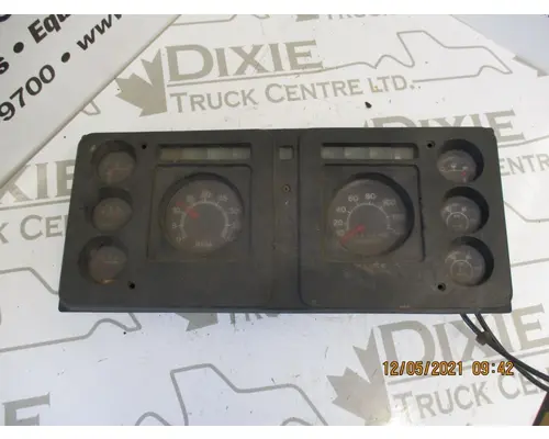 International 2600 Instrument Cluster