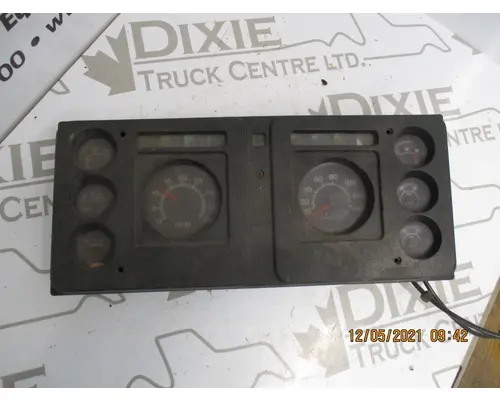 International 2600 Instrument Cluster