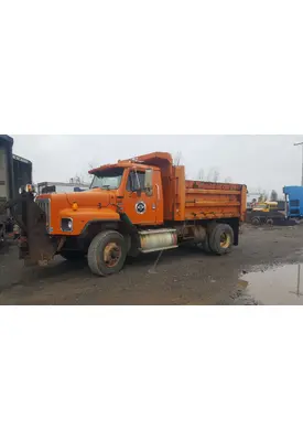 International 2674 SBA Hood