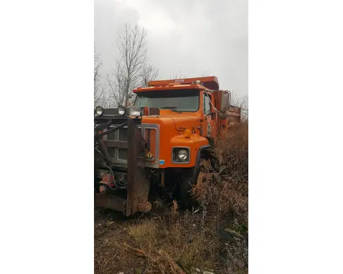 International 2674 SBA Hood