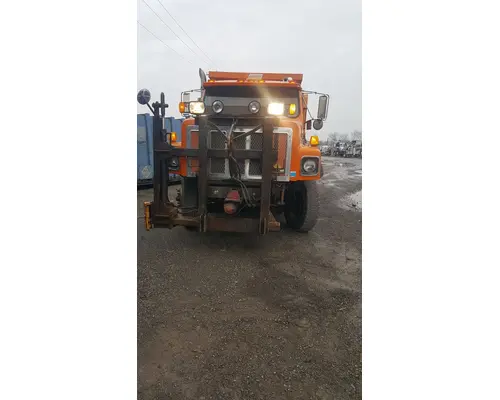 International 2674 SBA Hood