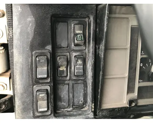 International 2674 Dash Assembly