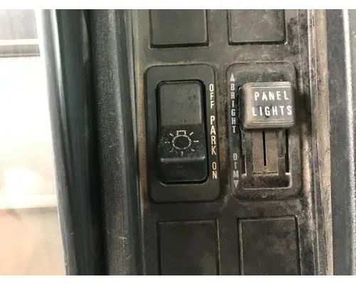 International 2674 Dash Assembly