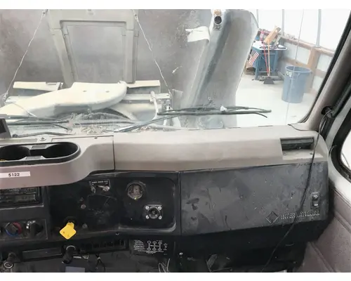 International 2674 Dash Assembly