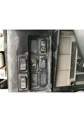 International 2674 Dash Panel