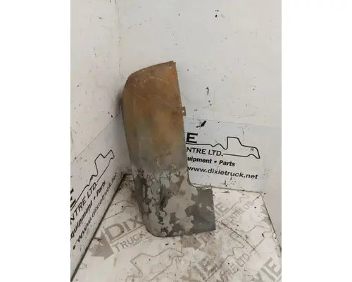 Fender Extension International 2674 Dixie Truck Centre