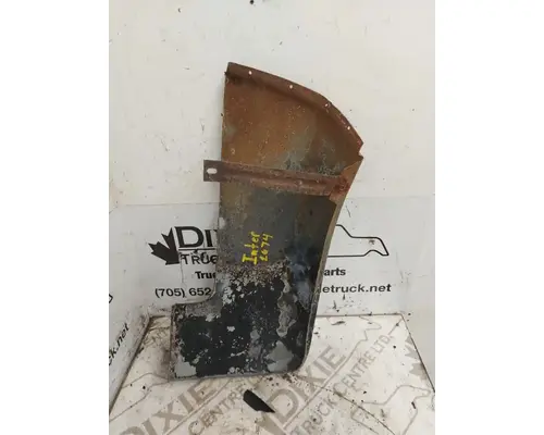 International 2674 Fender Extension