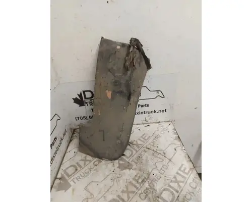 Fender Extension International 2674 Dixie Truck Centre