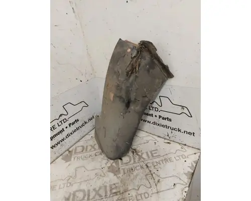 International 2674 Fender Extension