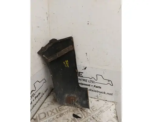 International 2674 Fender Extension