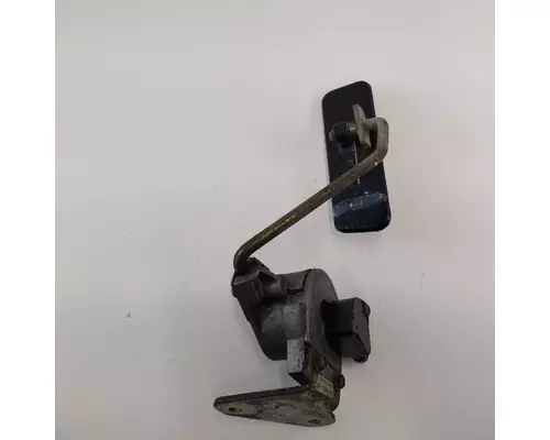 International 3000IC Accelerator Parts