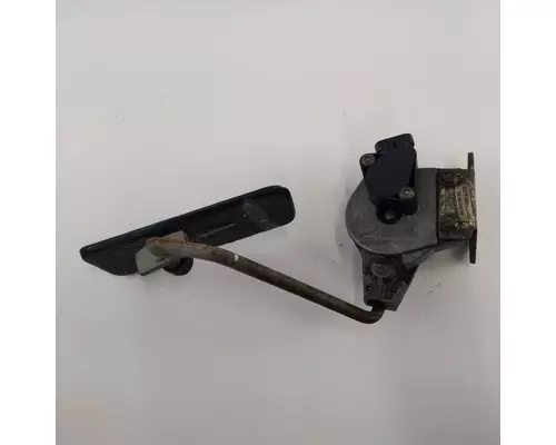 International 3000IC Accelerator Parts