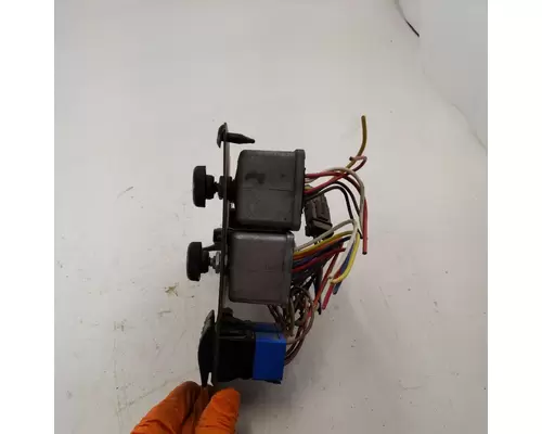 International 3000IC DashConsole Switch