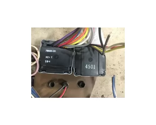 International 3000IC DashConsole Switch