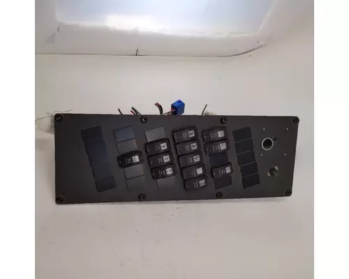 International 3000IC DashConsole Switch