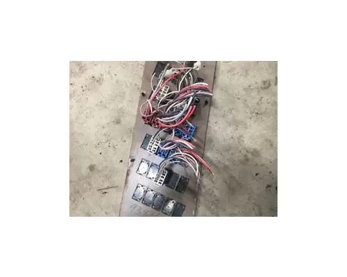 International 3000IC DashConsole Switch