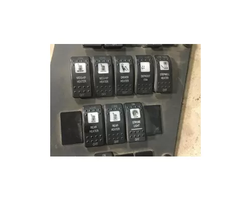 International 3000IC DashConsole Switch
