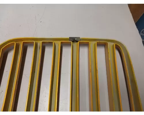 International 3000IC Grille