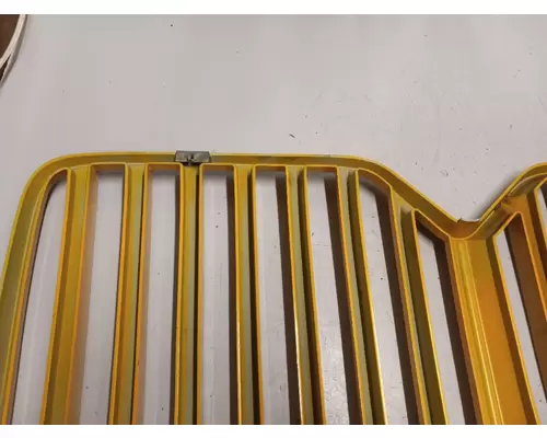 International 3000IC Grille