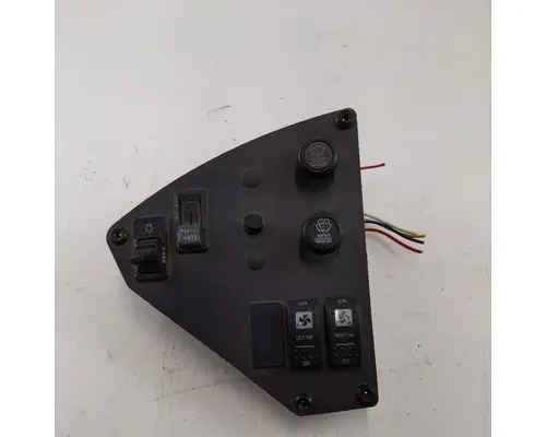 Dash / Console Switch International 3000IC Quality Bus &amp; Truck Parts