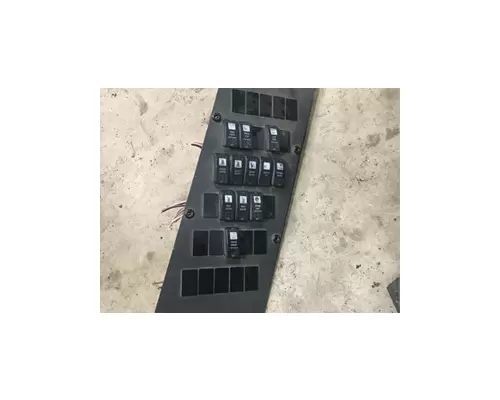 Dash / Console Switch International 3000IC Quality Bus &amp; Truck Parts