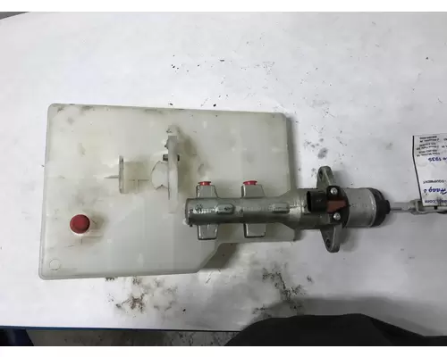 International 3300 Brake Master Cylinder