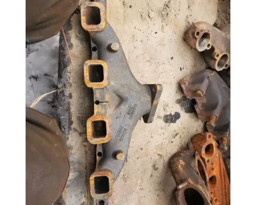 Exhaust Manifold International 345 Casey's Truck Salvage World