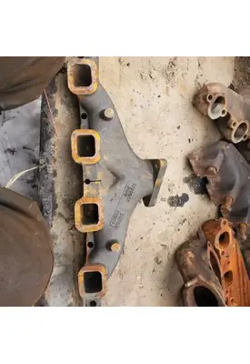 International 345 Exhaust Manifold