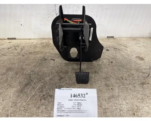 Brake / Clutch Pedal Box INTERNATIONAL 3544868F93 West Side Truck Parts
