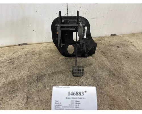 Brake / Clutch Pedal Box INTERNATIONAL 3544868F93 West Side Truck Parts