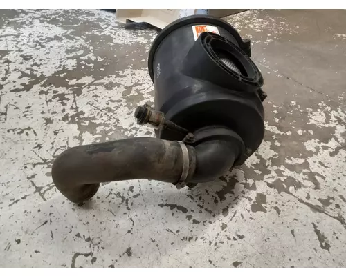 International 3800 SCHOOL BUS Air Cleaner
