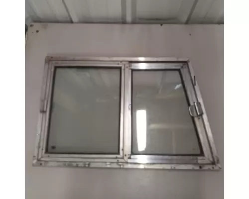 International 3800 SCHOOL BUS Special Glass