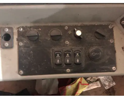 International 3800 Cab Misc. Interior Parts