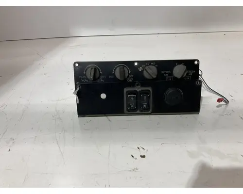 International 3800 Cab Misc. Interior Parts