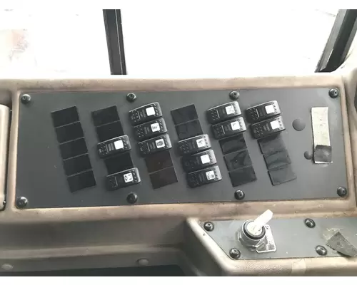 International 3800 Dash Assembly