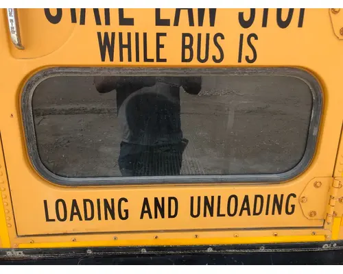 Door Glass, Front International 3800 Vander Haags Inc Cb